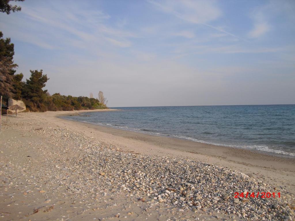 Kangaroo Hotel Mola Kalyva Luaran gambar